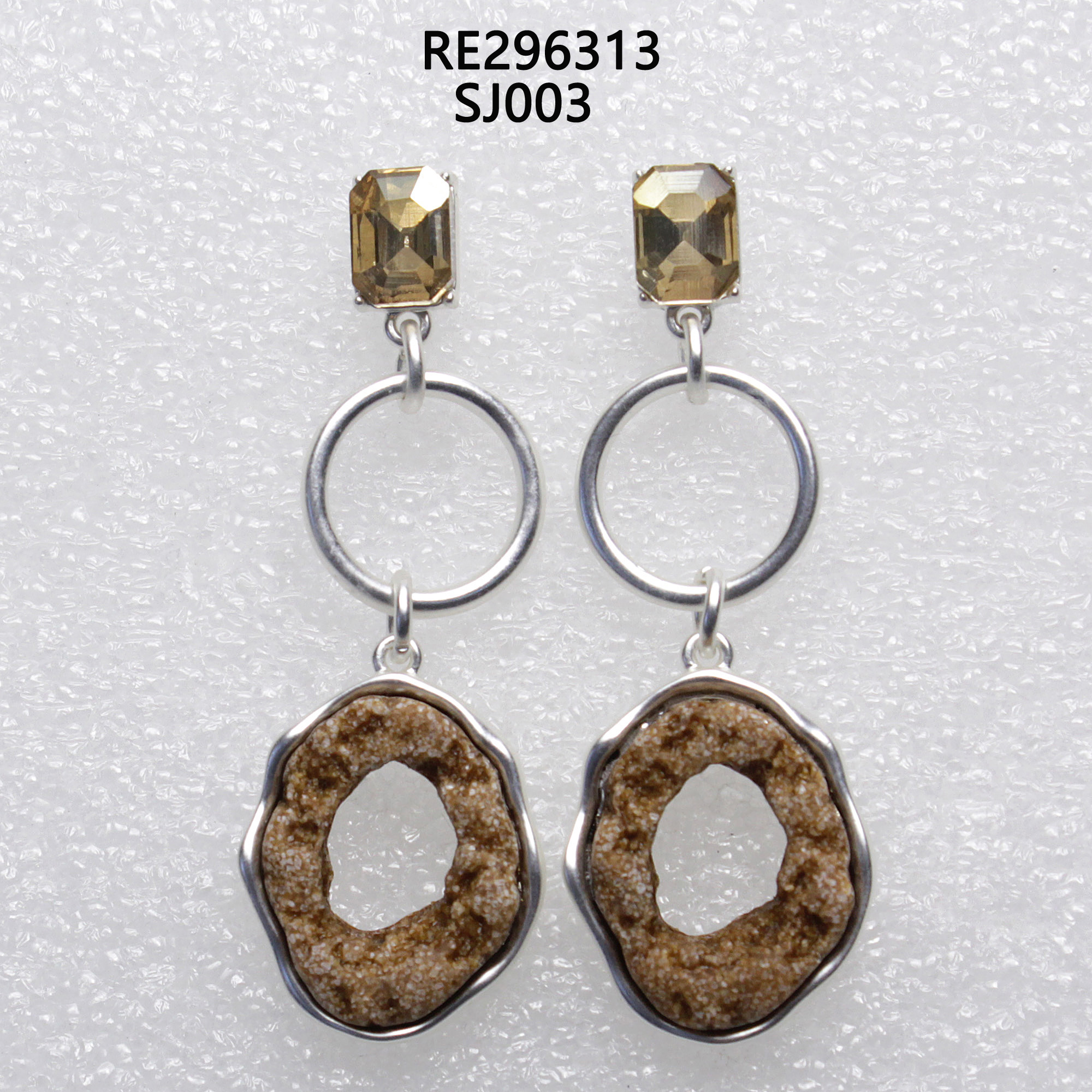 RE296313.jpg